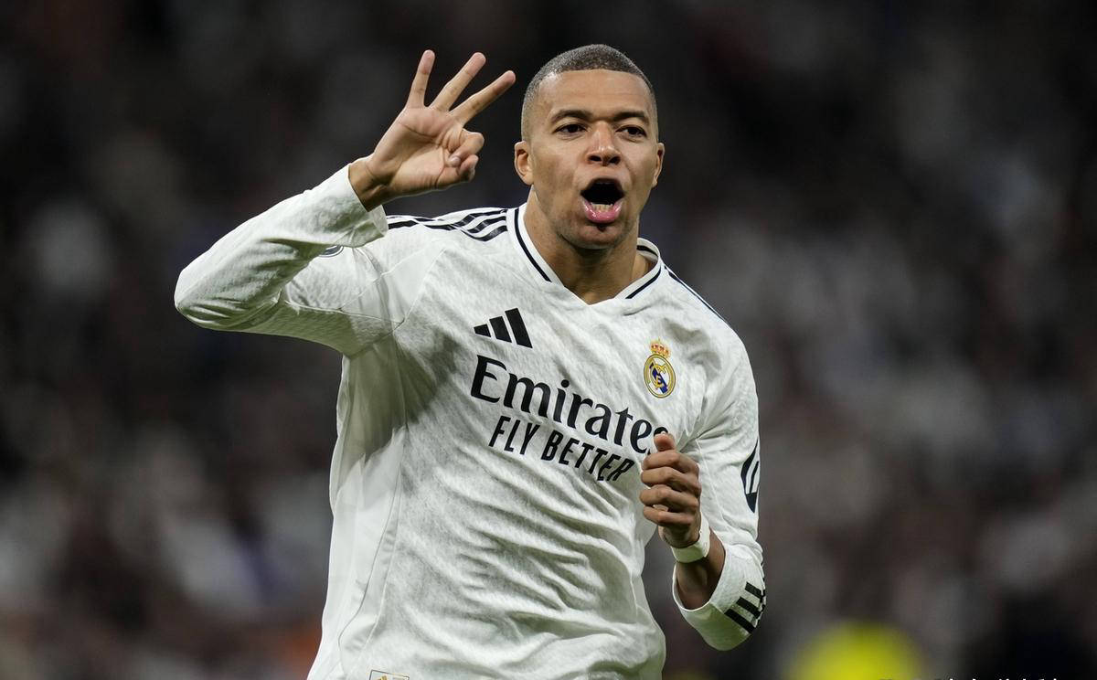 九游娱乐官方网站-Doinb遭遇五持续失利，皇家马德里教练压力巨大！比赛高潮迭起(皇马上一任主教练)